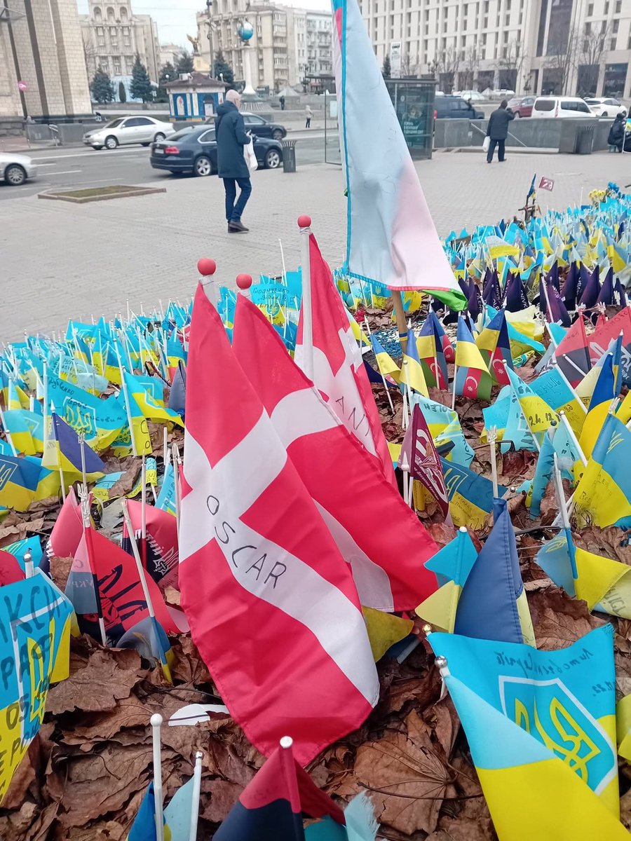Fancygi34264359's tweet photo. I dag er det 3 år siden du mistede livet i kampen om at hjælpe andre mennesker i Ukraine 💔💔.

Vi savner dig utrolig meget min elskede 😥. Sov sødt min skat ❤️ https://t.co/1po7uTT0tl