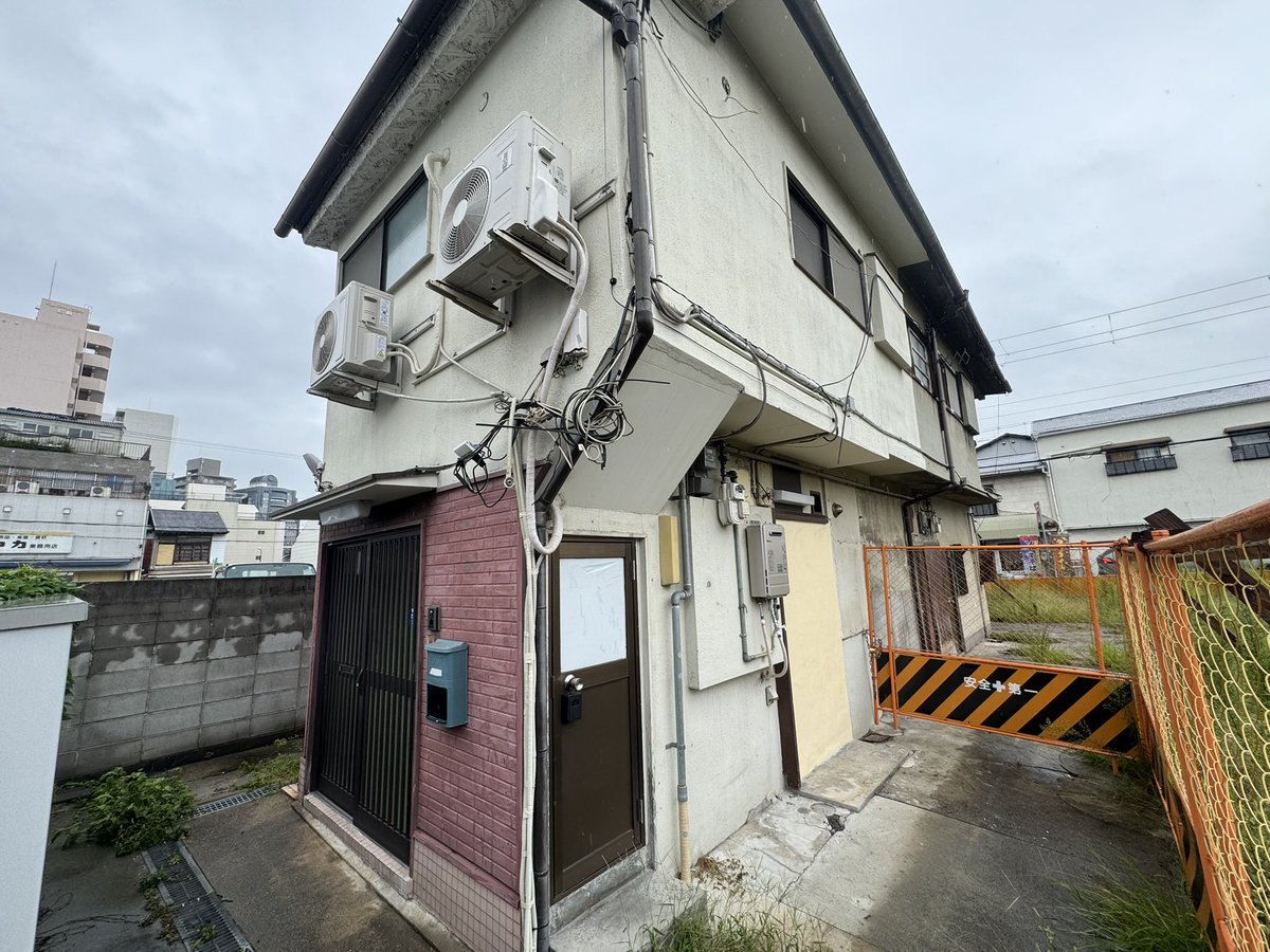 deepannai's tweet photo. 尼崎市神田南通“かんなみ新地” 
一棟を除いて全て解体されていた
さようなら、男の夢の国 https://t.co/sqEcVUhMXC