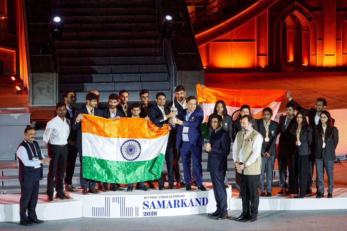 srinathchess's tweet photo. And just like that, another Olympiad comes to an end ✨
A hard fought silver to finish at the podium for the third time in a row, alongside our women’s team 🇮🇳 

Incredibly proud of my boys for choosing to fight every single day for the country and for each other ❤️
Had the time of our lives in Samarkand. Will miss the team meetings the most…
Special thanks to @vaibhavchess @sankalpchess @sethuramanchess and @GajuChess for being our backbones 💪🏻

PC: @MichaWalusza / rafaloleksiewicz

#chessolympiad #samarkand