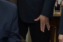 keynotes45's tweet photo. @legs4brunch what was he meaning by doing this? https://t.co/Q2xvgcp5rQ