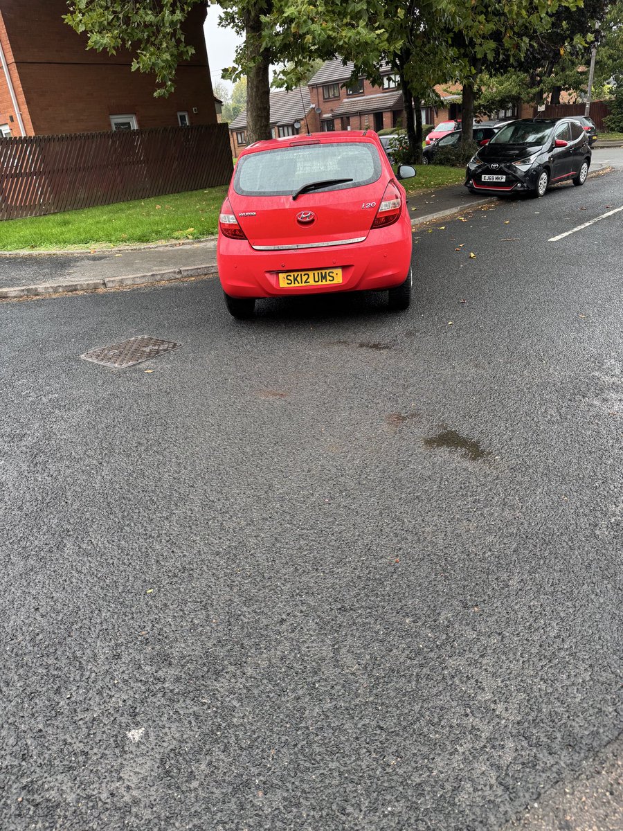SandraT46148690's tweet photo. Abandoned vehicle reported 08.30 https://t.co/f5Mus0VqRp