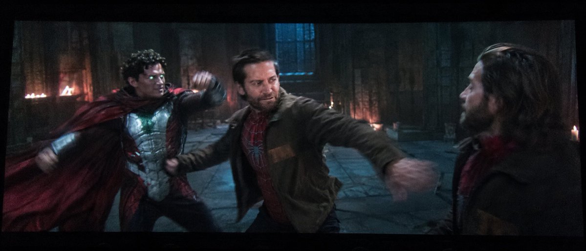RmanAndre2's tweet photo. omg TOBEY and ANDREW vs TOM. HOLLAND in Avengers Doomsday final scene

#avengersdoomsday https://t.co/jYI2r4CyqG