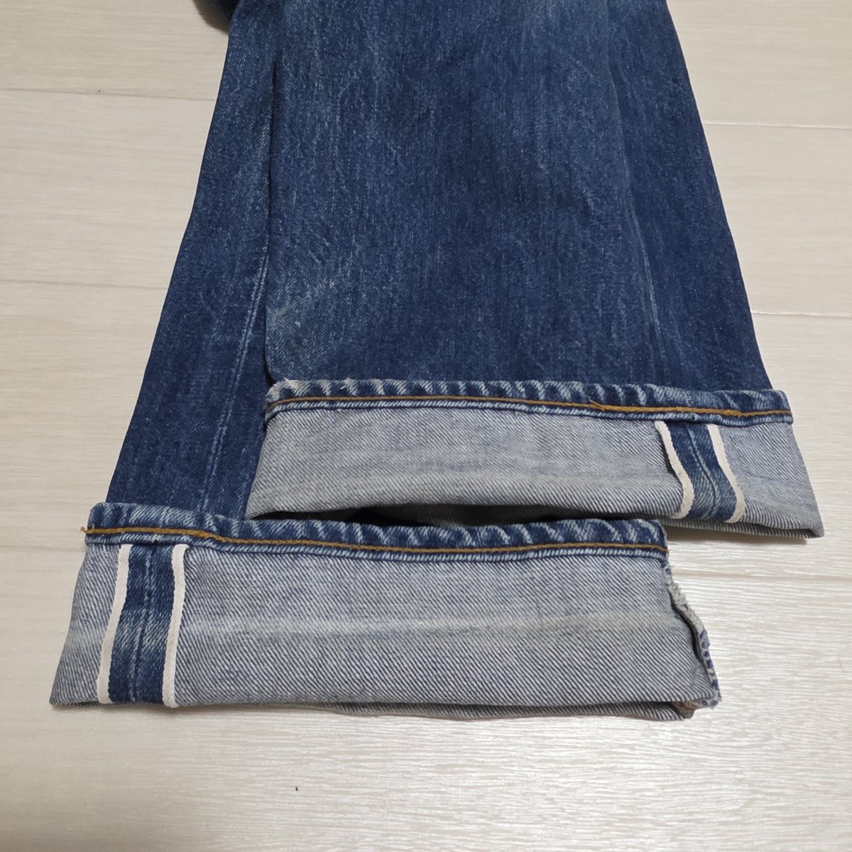 501XXLEVIS501XX's tweet photo. リーバイス 501 1955年モデル バレンシア製 W33 Y249

https://t.co/1qwH0JtwaP..

LEVI'S VINTAGE CLOTHING
LVC
501XX 1955年モデル 55501
バレンシア製
紙パッチ
BIG"E"
赤ミミ
ボタン裏「555」

#LEVIS 
#リーバイス 
#ジーンズ 
#デニム 
#ジーパン 
#Jeans 
#DENIM 
#ラクマ https://t.co/nvZNutnKNJ