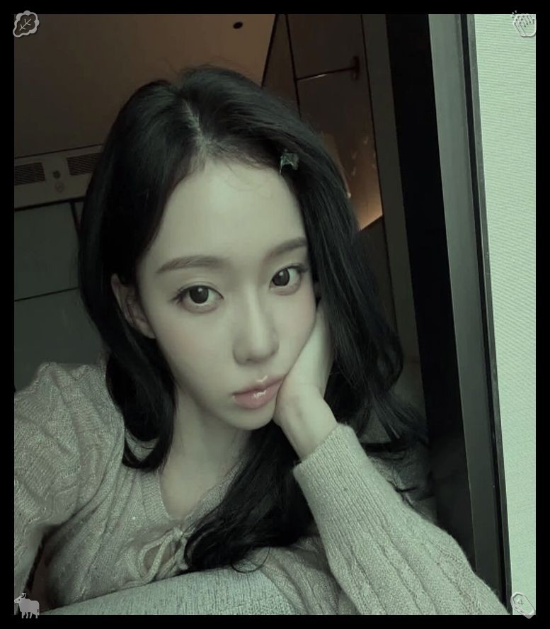 AiqalAzwan's tweet photo. ✏Bathroom Cleaning The bathroom is warmAs she was finishing her meal, Eli walked in, Max at his heels. He spotted her and waved, coming over to say hello. “Mind if I join you?” he asked. Clara shook her head, gesturing to the empty chair across from her. “I was just about to https://t.co/duBIzuP0N7