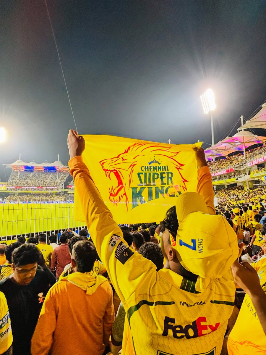 biaa29's tweet photo. And wear this yellow colour, it’s a pride that I have cherished all my Life 💛

#csk #ipl2026 #chennaisuperkings https://t.co/yNmLJLkmLT