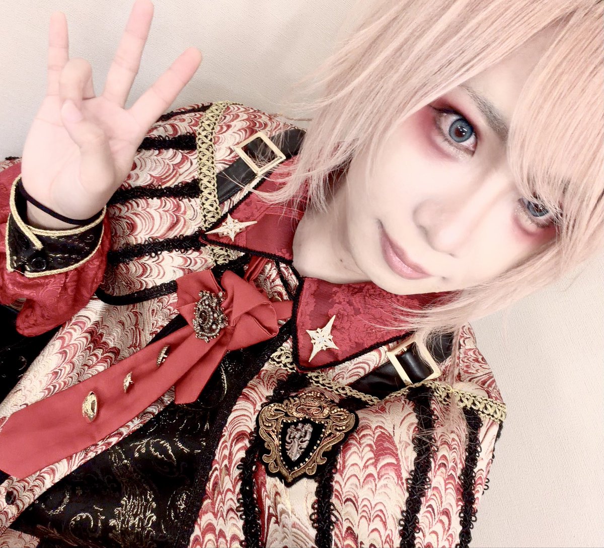 hikaru_d_out's tweet photo. BugLug主催Fes.『バグサミ 2026東京』
2026/9/29(火)
Spotify O-EAST

とても浸れて乗れて
心地の良い空間で
居心地の良いステージだった🎸

改めて音楽って良くて
ステージって良いなと思ったよ

楽しんでくれた皆様、ありがとう
すごく良いライブになりました🙂‍↕️ https://t.co/HVq9HFeP8m