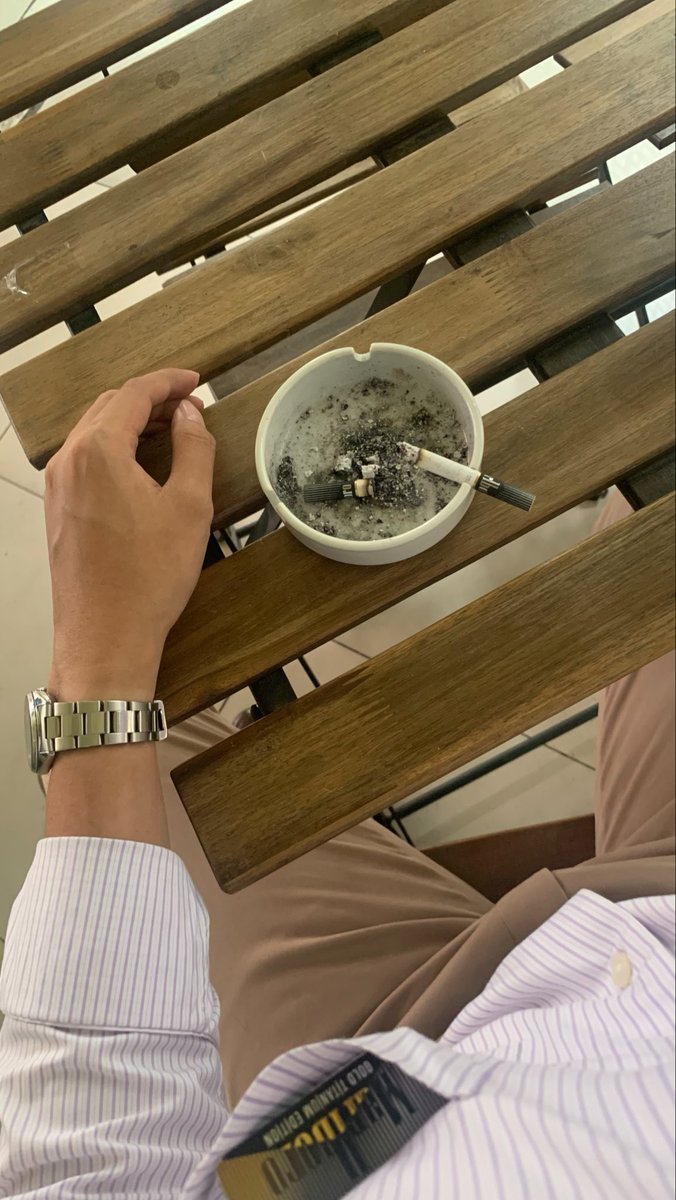 efwanalter's tweet photo. Breast pockets are for ciggies.

#yositwt https://t.co/CwYnUwUUdx