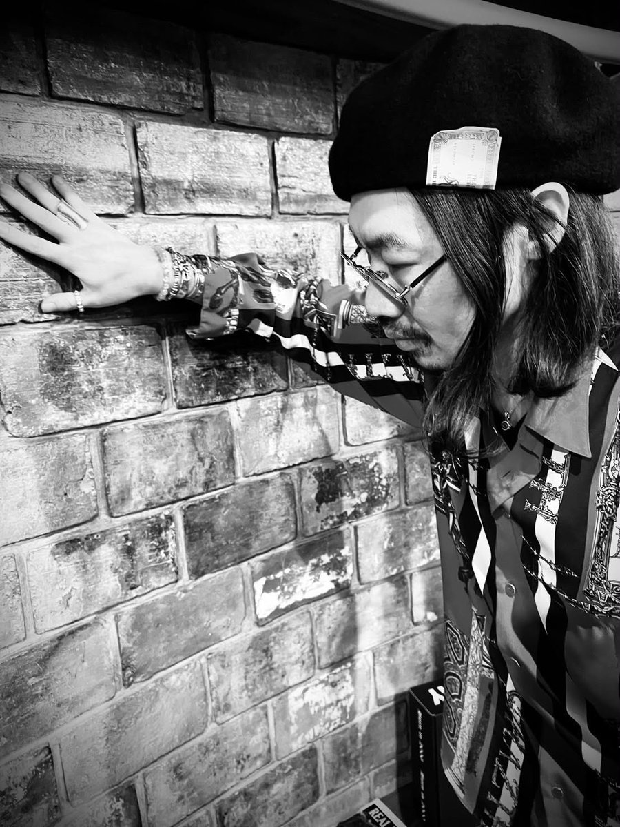 MadHorrorShow13's tweet photo. 11月14日のMAD HORROR SHOW紹介します！

DJ Doi (Mr.treize)
@Mr_treize 

名古屋・大須のシルバーアクセサリーショップMr.treize / ミスタートレイズ

国内外のシルバーアクセサリーブランドを多数取り扱っている。持込リペアも柔軟に対応

YouTube「ミスタートレイズ」で検索

新栄のVIOで会おう！ https://t.co/6fHSLZPumt