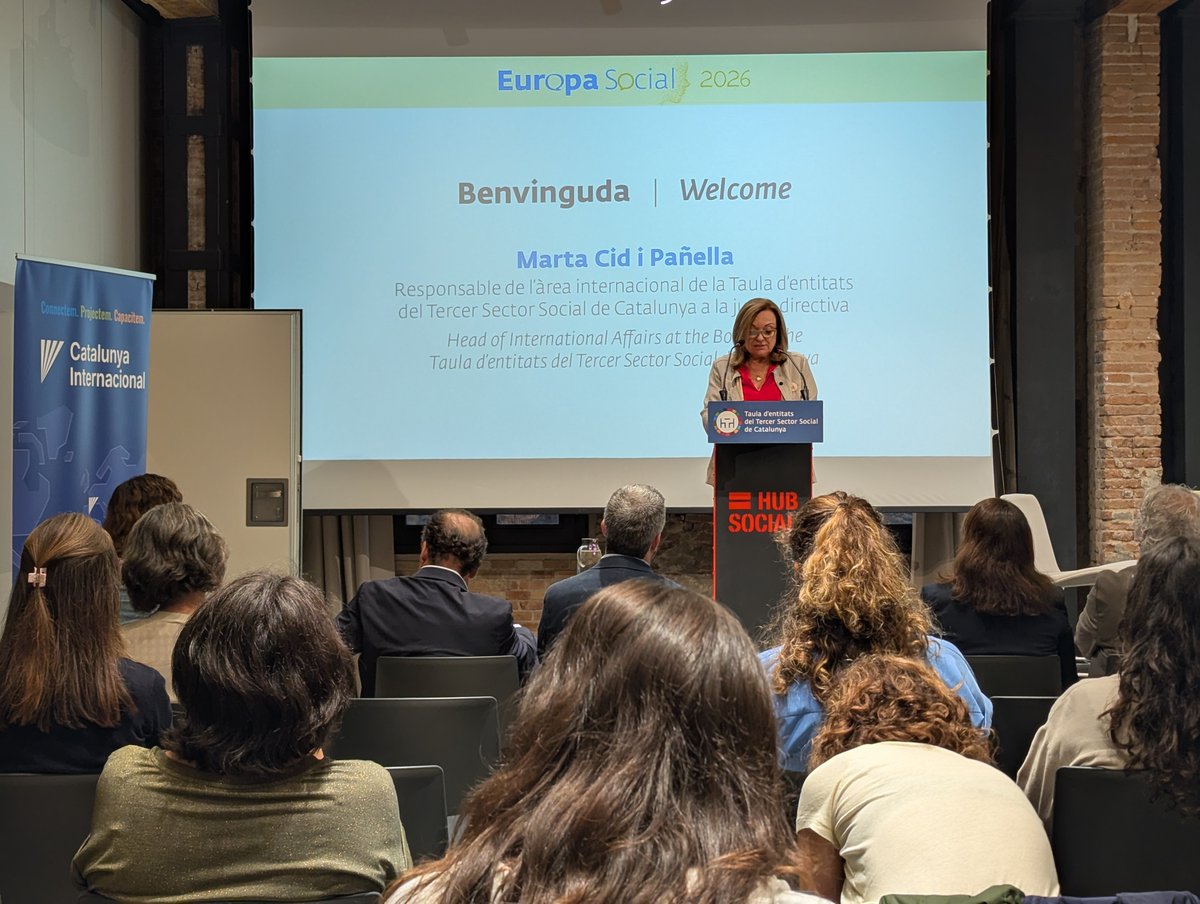 Taula3sector's tweet photo. @martacidp @LForasterLloret @CatalunyaIntl @xemagil @dsocialscat 🗣️ @martacidp, responsable de l'àrea internacional de la @Taula3sector: "Volem parlar de què volem que sigui Europa en un moment en què alguns dels valors i consensos sobre els quals hem construït les nostres societats semblen més fràgils que mai". #EuropaSocial https://t.co/hZD7MrhlXo