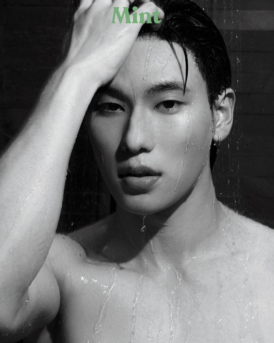 mintmag_th's tweet photo. เป็นลมได้เลย! เสิร์ฟความฮอตแรกของหนุ่ม #ออฟโรด อวดหุ่นสุดแซ่บกับ #MintSixPack ใน #MintVol36 ฉบับใหม่ ฉลองครบรอบ 6 ปีของ Mint Magazine พร้อมแชร์การออกกำลังกาย การดูแลตัวเอง ไปจนถึงการลงกีฬา HYROX ที่เห็นความตั้งใจตลอดการแข่งขัน ภาพเซ็ตนี้จะหล่อร่างทองขนาดไหน ตามมากดไลค์กันเลย 💚

📸 ชมภาพ https://t.co/73DpGgyu5I

#OFFROADxMintSixPack
#Mint6thAnniversary
#MintSixPack
#MintVol36
#OFFROAD
#MintMagTH