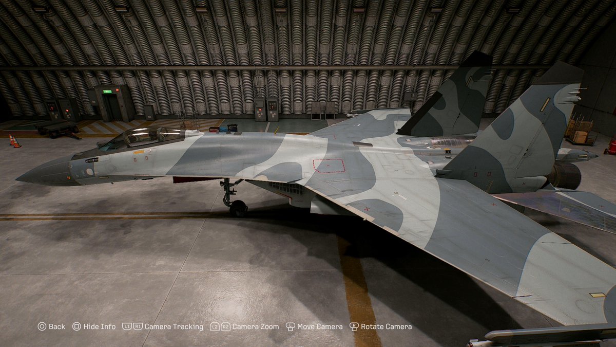 Idawmnz's tweet photo. Indonesian bros rejoice, the Sotoan Su-35 wears the Indonesian su-27 camo!

credit to @Ace_Combat_Fan for sending me the ss https://t.co/Ha590Dv1z2