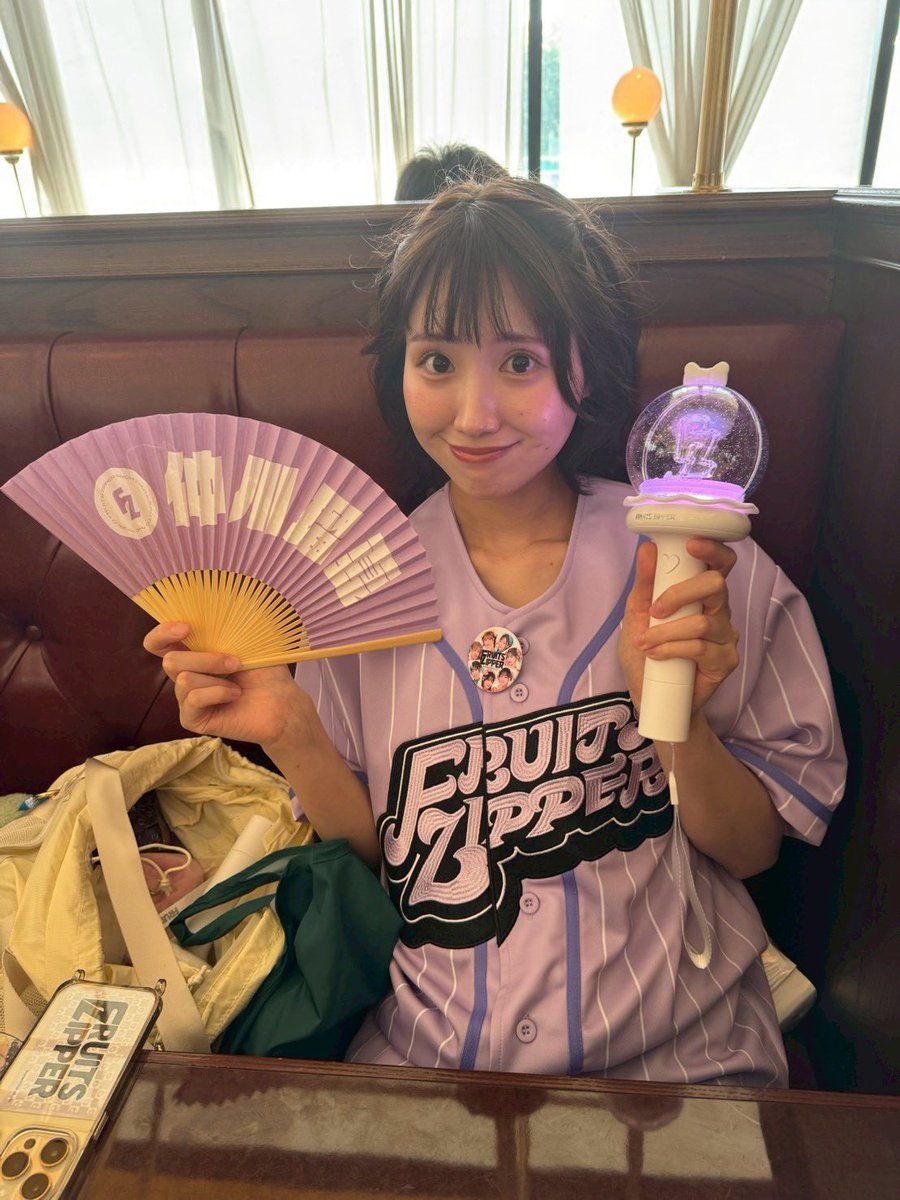 eowb951's tweet photo. 交流増やしたくてフルッパー垢作りました❤️🧡💛💚🩵💜🩷
仲良くしてくれたら嬉しいです☺️
るなぴ、おすず推しです♡♡
 #FRUITSZIPPER #フルーツジッパー #ふるっぱー https://t.co/XWbsRl6IrK