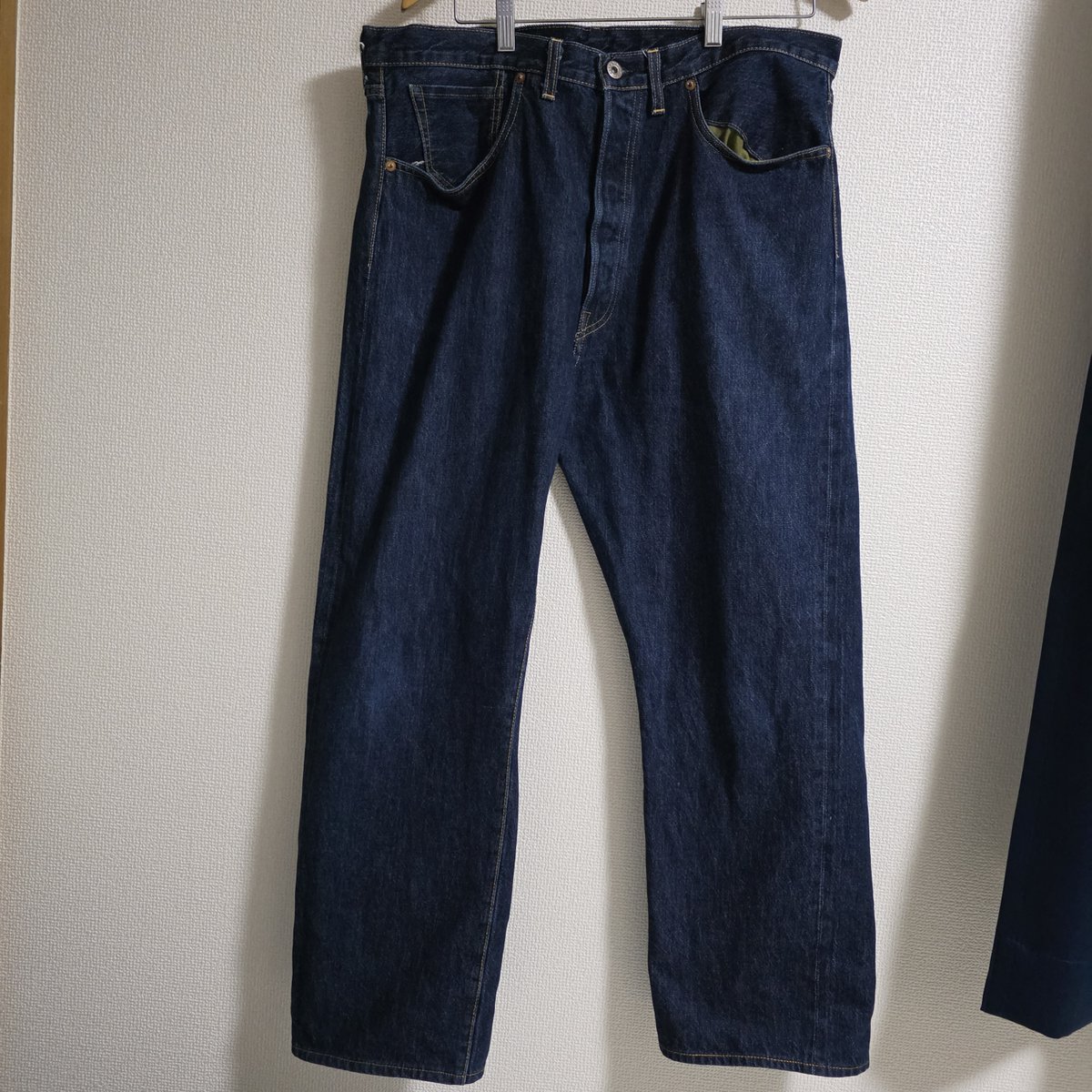 501XXLEVIS501XX's tweet photo. 濃紺 リーバイス 501 S501XX 44501 1944年モデル W38 M670

https://t.co/nINTs1o2Hd..

LEVI'S VINTAGE CLOTHING
LVC
44501-0118 リジッドモデル
S501XX 第二次大戦モデル アメリカ製
BIG"E"
赤ミミ
ペンキステッチ

#LEVIS 
#リーバイス 
#ジーンズ 
#デニム 
#ジーパン 
#DENIM 
#JEANS 
#ラクマ https://t.co/ffEyoLWVdS
