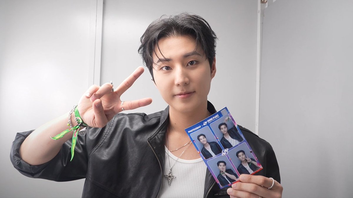 day6official's tweet photo. [데식이들] Young K x 사운드 플래닛 페스티벌 2026 비하인드

https://t.co/FIOzpq0UT3

#DAY6 #데이식스
#YoungK #영케이
#YOUNGEST https://t.co/I0OtE34xXl
