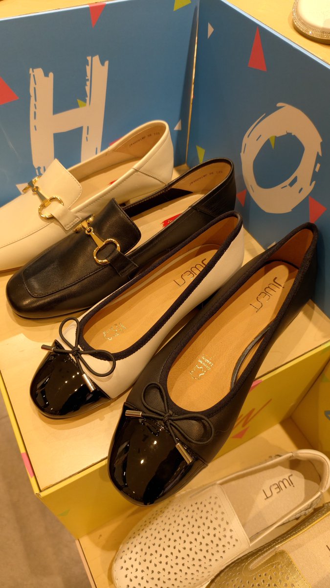 SOGOMalaysia's tweet photo. 👠 Looking for new shoes? Jwest has got the styles to elevate your office look! ✨ Whether you’re going classic or chic, find your perfect pair at 1st Floor Ladies Gallery, SOGO KL.
#SOGOKL #Jwest #OfficeStyle #Shoes #LadiesShoes #OOTD https://t.co/TUmNFLMt5D
