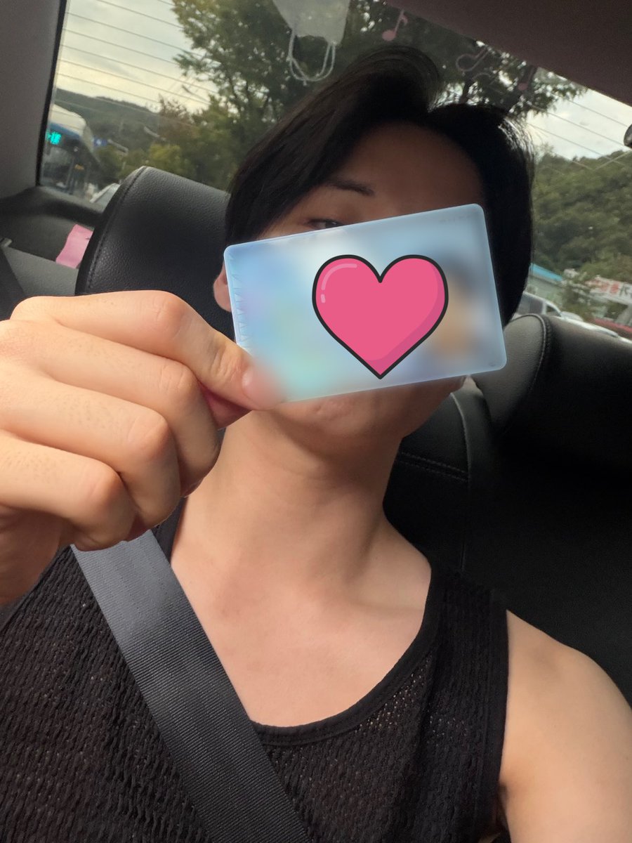 WH__Official_ tweet picture