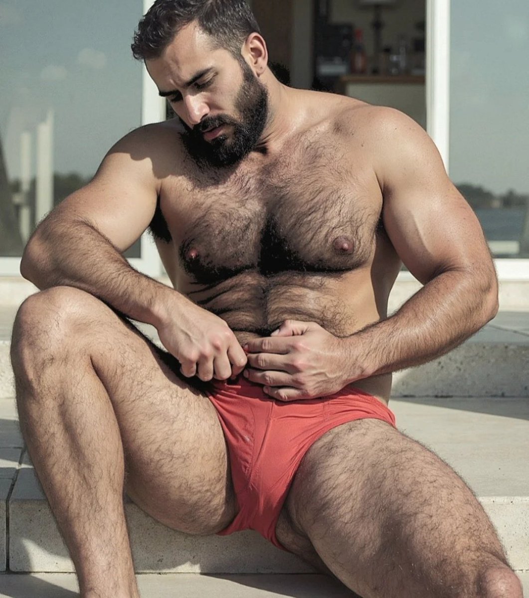 nikolaou4763772's tweet photo. #daddy #hairy #speedo #man https://t.co/LnFl81fAUL