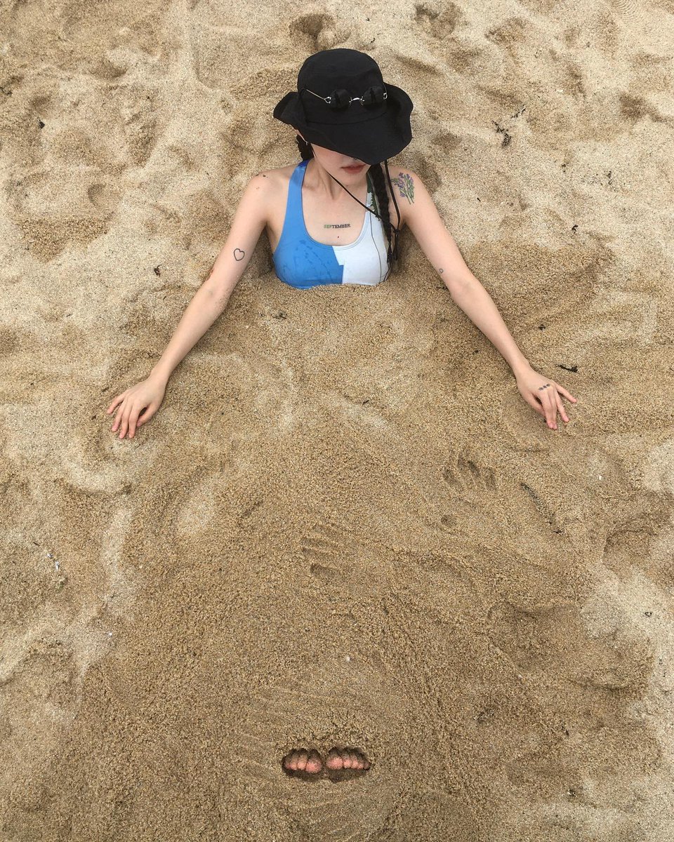 larird1's tweet photo. ダイエットはいつも『明日から本気出す』の繰り返しなんだが。みんなはどう感じる？ 🎉✨
JueuL https://t.co/VUeXugnIjA