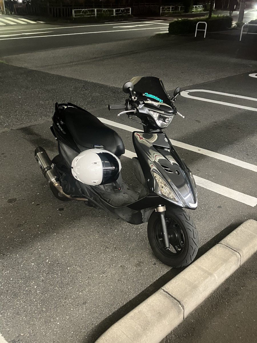 Y0taka_13's tweet photo. アドレス盗まれた💦

朝霞市ナンバーのせ　225 見つけたら取っ捕まえて欲しい

忠男マフラーにウィンポジの旭スクリーンのSS

#アドレスv125s #盗難　#拡散希望 https://t.co/K6espdncSy