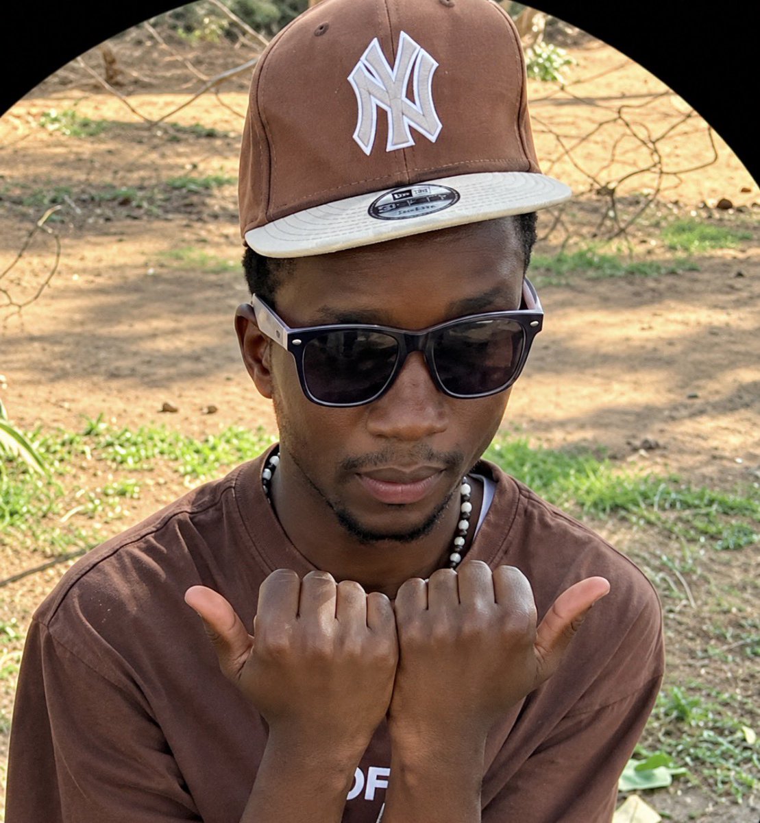 CrimeWatchZW's tweet photo. PLEASE SHARE🙏🏾 | We need your help identifying this person who is connected to a recent car smash-and-grab incident.

On 19 September 2026, between Madokero and Westgate Area D road, a light blue hand bag was stolen which contained two power banks and a black iPhone 16 Pro with a brown cover. After the theft, an amount of US$80 was cashed out in Zengeza on 21 September around 11 00 hrs. They somehow managed to unlock my phone so they have could have my details. We managed to capture this picture from his email address which he tried to login with my stolen number.  

These individuals are going around doing cash outs. @EcoCashZW agents should be careful and not allow cash outs to individuals who do not have valid IDs. If you recognize this individual please message me on 0777985521. 

@PoliceZimbabwe @econetzimbabwe