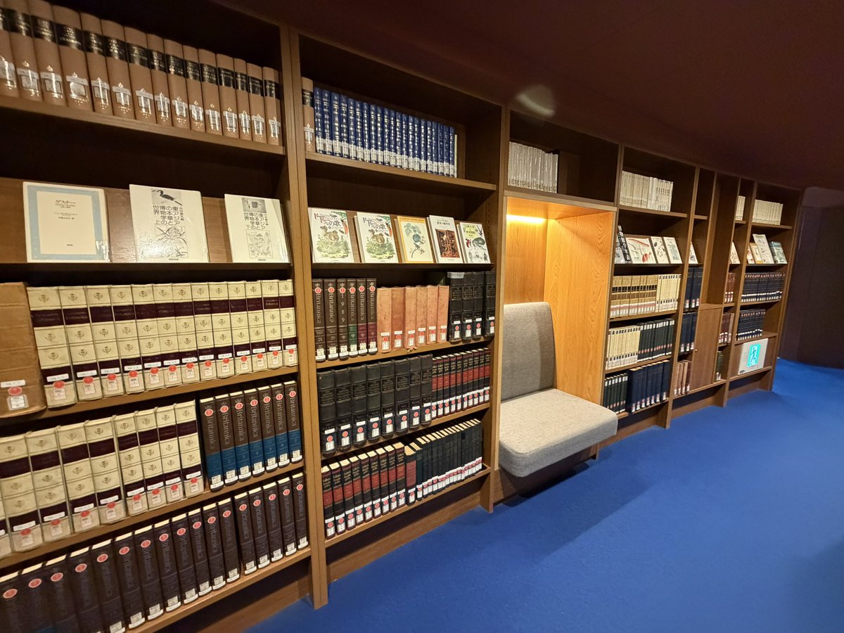 usupul's tweet photo. あと一度行ってみたかった図書館にも行けて非常に満足です https://t.co/B8SE4ShBeY