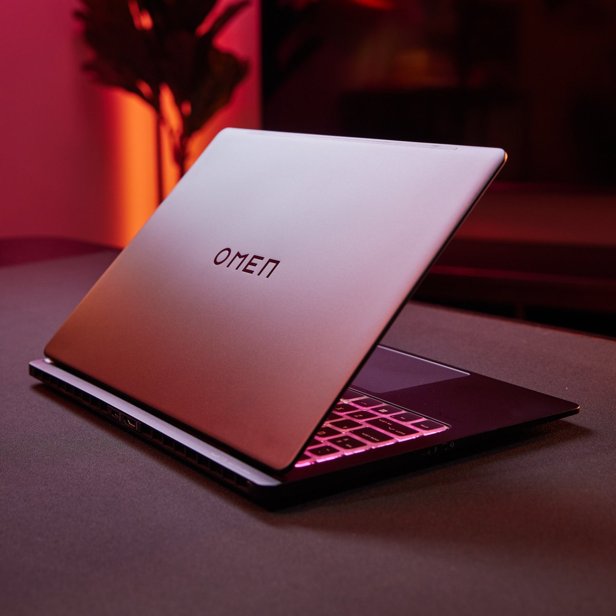 OMENbyHP_fr's tweet photo. Commente et like si tu veux
 vraiment
   vraiment
     vraiment
       vraiment
       vraiment
      vraiment
    vraiment
  vraiment
vraiment
vraiment
un nouveau PC OMEN ⬇️ https://t.co/5It9rlXNDT