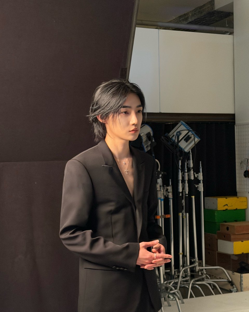 AmyKim65016210's tweet photo. Oh New is magnetic❤️‍🔥
I love Chanhee🥰

#TeamNew #팀뉴 화이팅! https://t.co/AUY19i436V
