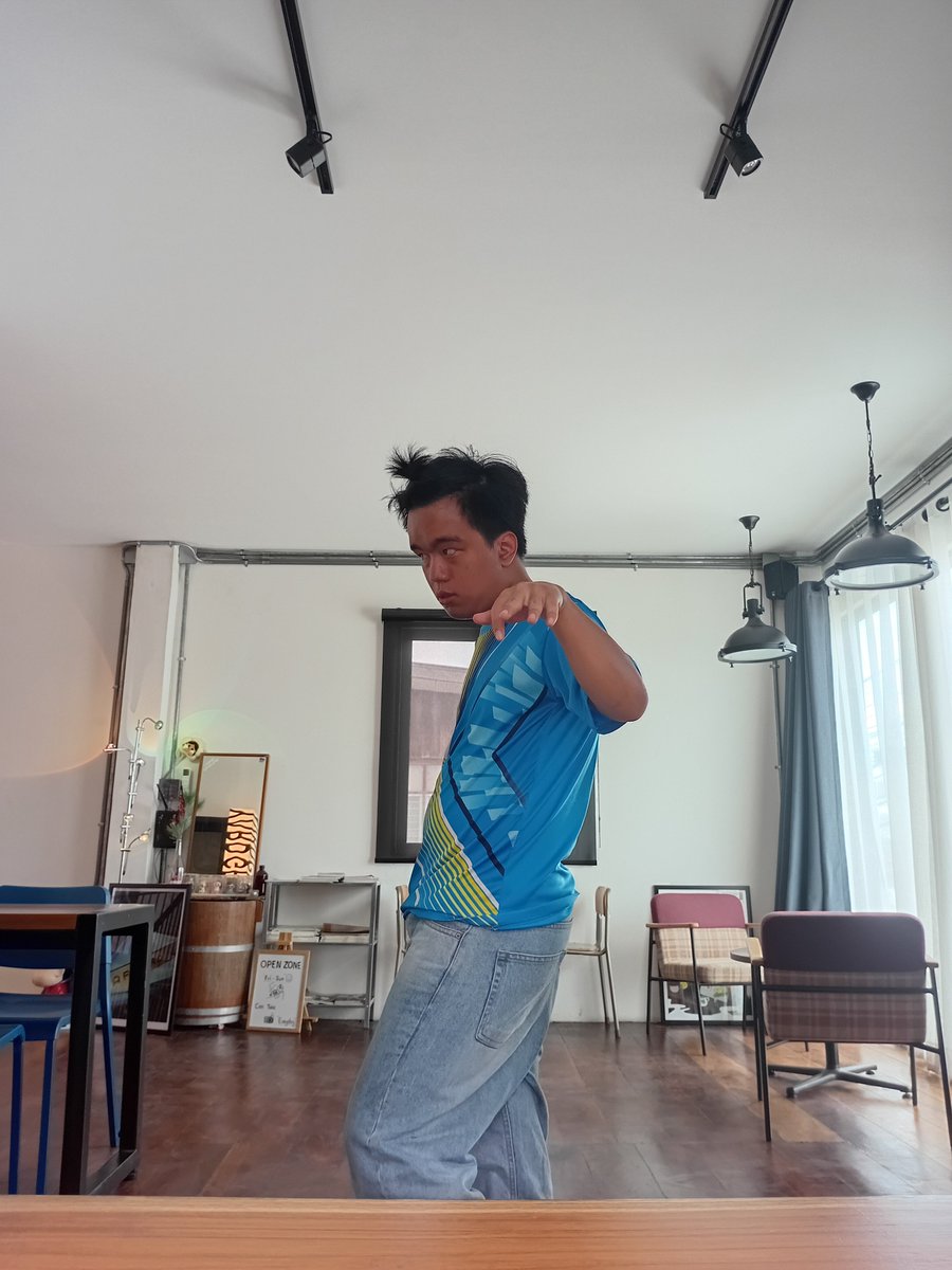 tirencedion's tweet photo. Can I take my clothes off? It’s seriously hot. 🥵🫠😁💛🌻🇹🇭🇺🇲 - Tirence xx

ขอถอดเสื้อผ้าเลยได้ไหมครับมันร้อนจริงจริง🥵🫠😁💛🌻🇹🇭🇺🇲 - Tirence xx https://t.co/NEya6f1uWs