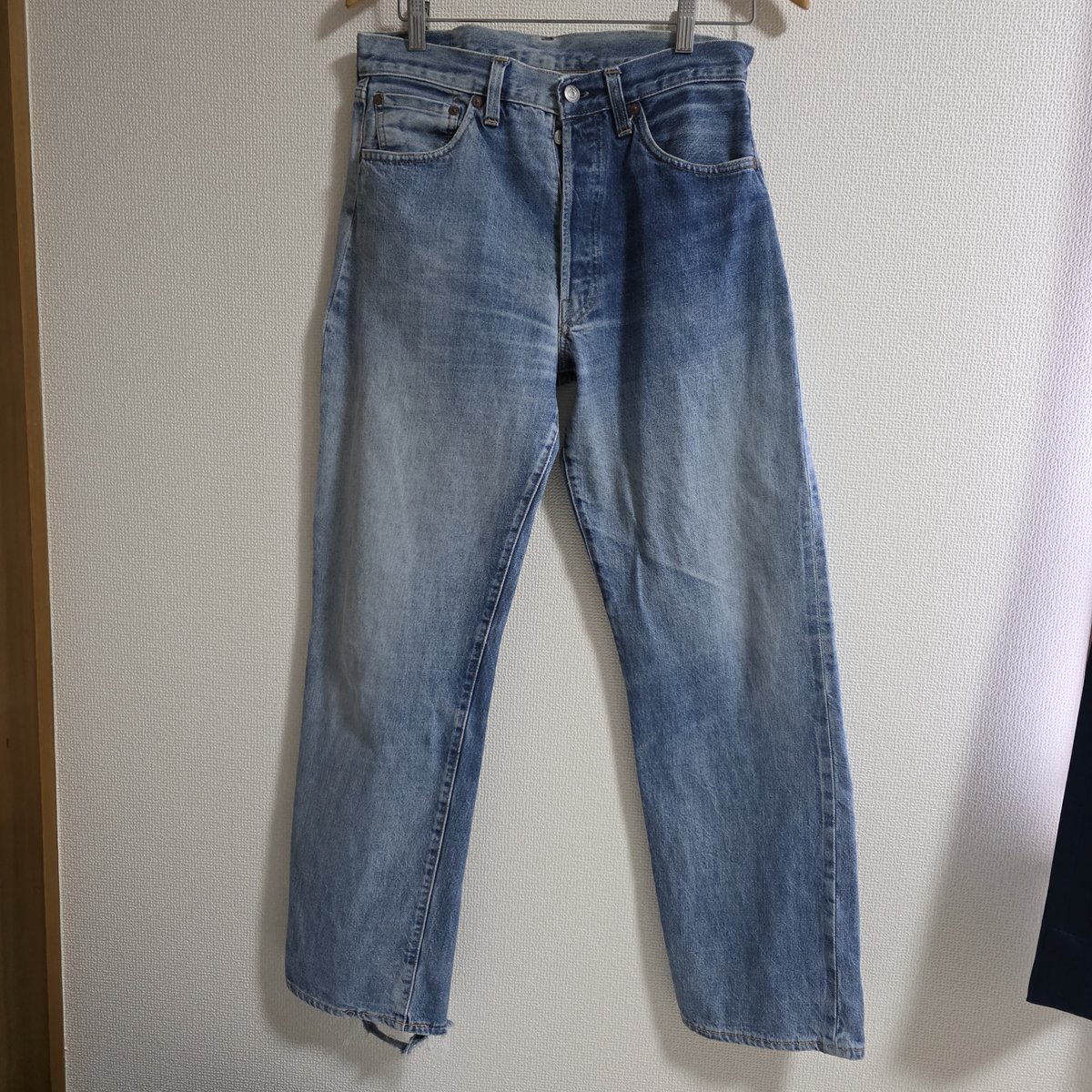 501XXLEVIS501XX's tweet photo. リーバイス 501 1955年モデル バレンシア製 W33 M668
https://t.co/2s7mvFam2D
LEVI'S VINTAGE CLOTHING
LVC
501XX 1955年モデル 55501
バレンシア製
紙パッチ
BIG"E"
赤ミミ
ボタン裏「555」
#LEVIS
#リーバイス
#ジーンズ
#デニム
#ジーパン
#Jeans
#DENIM
#ヤフーフリマ https://t.co/DthCsskkty