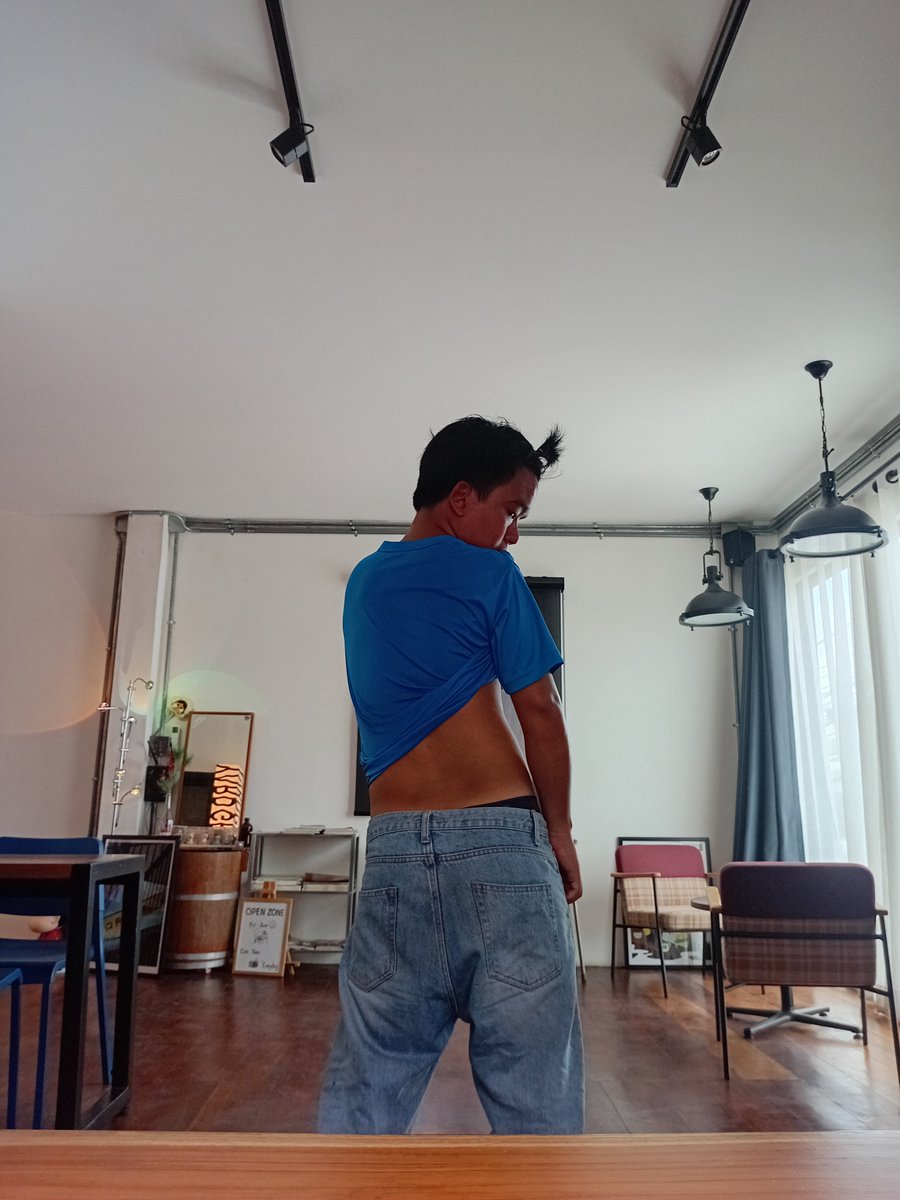 tirencedion's tweet photo. Can I take my clothes off? It’s seriously hot. 🥵🫠😁💛🌻🇹🇭🇺🇲 - Tirence xx

ขอถอดเสื้อผ้าเลยได้ไหมครับมันร้อนจริงจริง🥵🫠😁💛🌻🇹🇭🇺🇲 - Tirence xx https://t.co/NEya6f1uWs