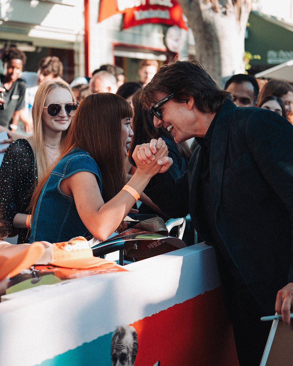 TomCruise's tweet photo. 2/2 https://t.co/9TkTEzX1OJ