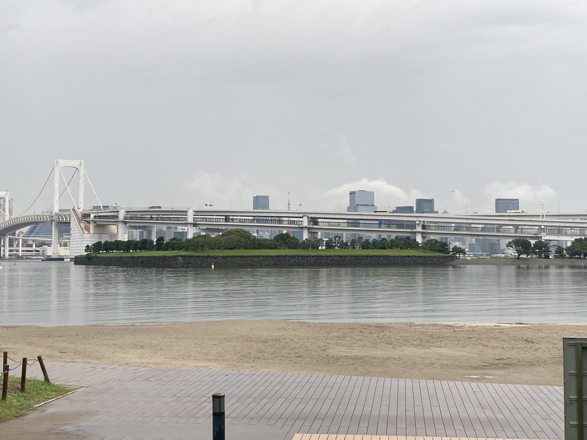 R2_D2syachi's tweet photo. 暇だったのでお台場散歩 https://t.co/4yvzWi5Cip