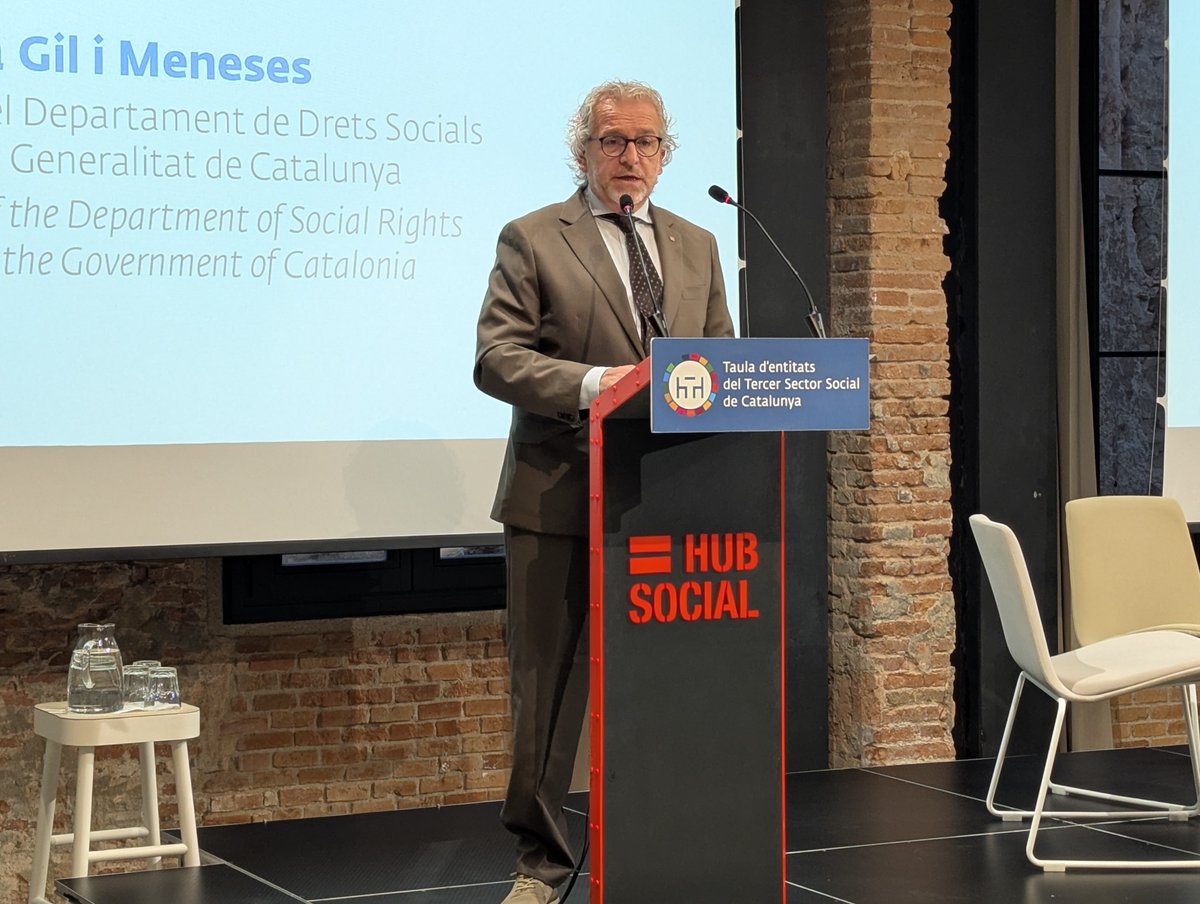 Taula3sector's tweet photo. @martacidp @LForasterLloret @CatalunyaIntl @xemagil @dsocialscat 🗣️ @xemagil, secretari general de @dsocialscat: "El progrés econòmic ha d'anar acompanyat d'un progrés social. La dimensió social no pot ser una conseqüència secundària". #EuropaSocial https://t.co/tpdiiHjHFR