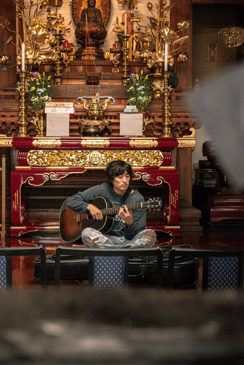 yutarofurutachi's tweet photo. 明日秋田県横手市九品寺にて弾き語り
チケット無料"投げ銭"
集合求!!!!💥💥💥

【秋田】9/30（水） 九品寺 18:30開場 19:00開演
※開場30分前に整理券配布 https://t.co/QVtRUjwxGp