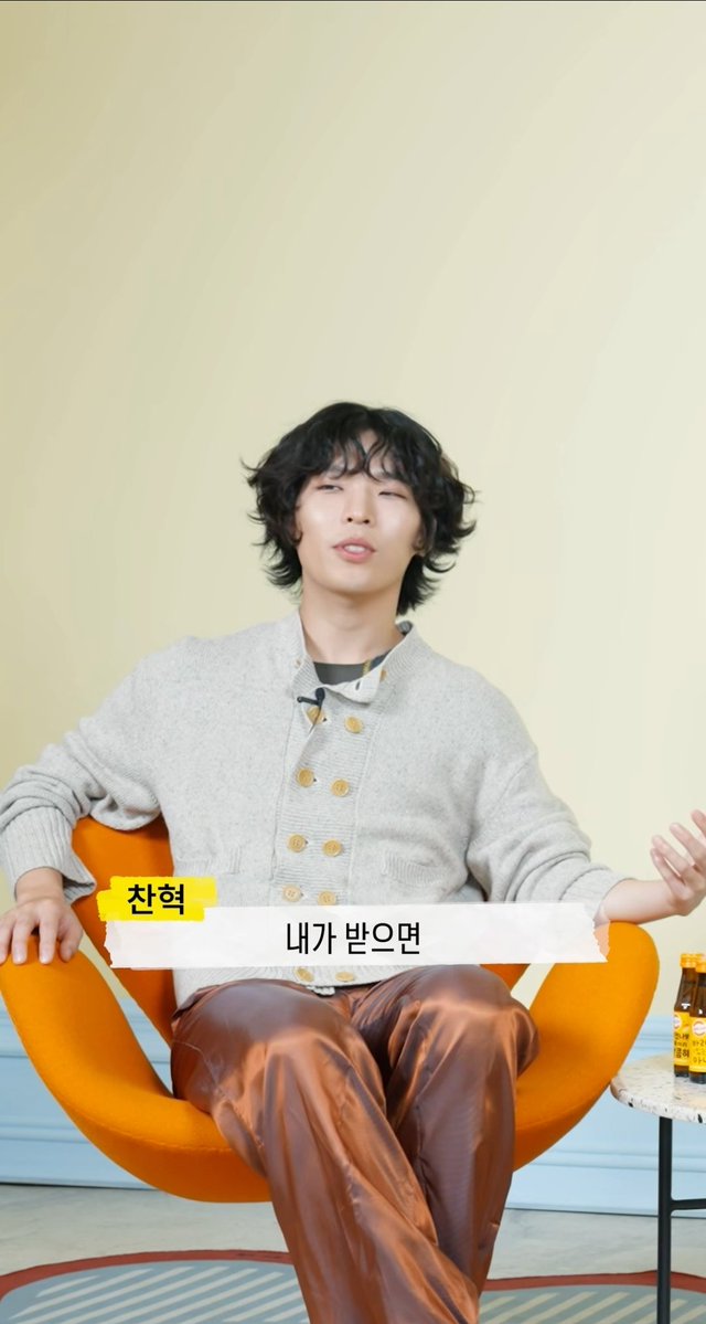 akmuseason's tweet photo. 너의 영감이 되어줄게 https://t.co/upjbFiQfC4