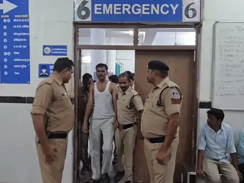DeshbandhuMp's tweet photo. छतरपुर में चोरी पीड़ित दंपती ने TI पर लगाए मारपीट, झूठे मामले में फंसाने का आरोप
https://t.co/aDUbbNXNcX
#Chhatarpur
#MPPolice
#PoliceBrutalityAllegation
#CivilLinePolice
#SagarRange
#LawAndOrder
#ChhatarpurNews
#MPNews
#MadhyaPradesh
@Chhatarpurpoli1
@collchhatarpur
@SpChhatarpur
@MPPoliceDeptt
@DGP_MP
