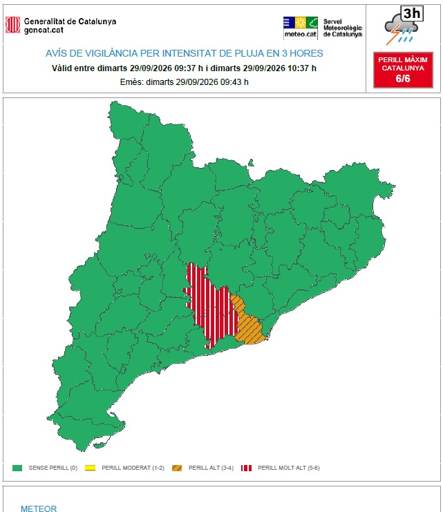 emergenciescat's tweet photo. El @meteocat emet un avís de vigilància per acumulació de pluja en 3 hores, amb perill màxim 6/6 a les comarques indicades al mapa. 

Eviteu rius, rieres, barrancs, guals i zones inundables. https://t.co/EriN1FDI1M
