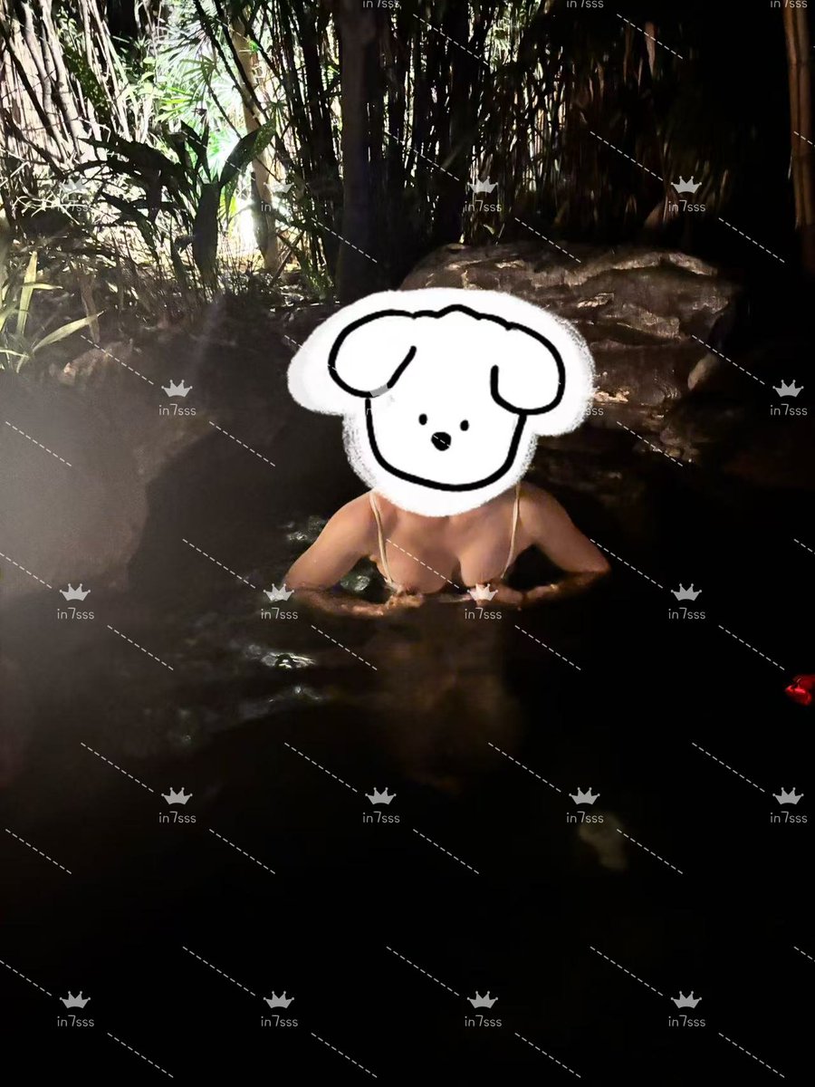 in7sssss's tweet photo. 女人也有贤者时间对吧？
本来和老婆商量去哪儿泡澡搓背，结果她说不想搓
我就说只泡不搓不如约个会按摩的单，让他给你来个带浴缸的房，又能泡澡又有人给你按摩 SPA
没想她同意了，我当时就兴奋地狠狠奖励了她
结果完事儿后就反悔了…
玩 x 总是只看不发，顺便分享一下上个月第一次露出
#淫妻 #单男 https://t.co/rnOul0ASlN