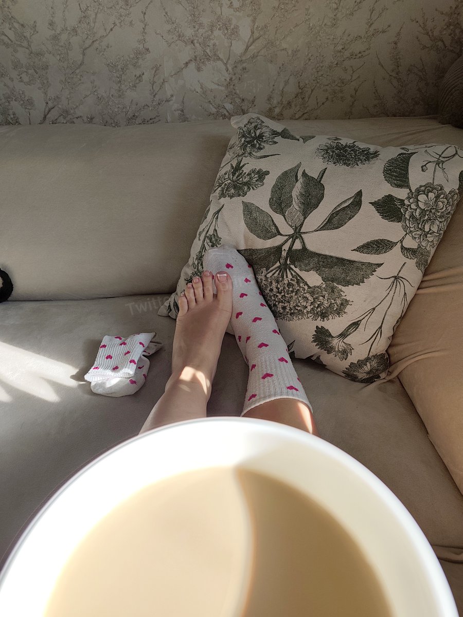 princesforcash's tweet photo. Dzień dobry. Mam nadzieję, że jesteście w pracy 😘 https://t.co/58qYav1duG