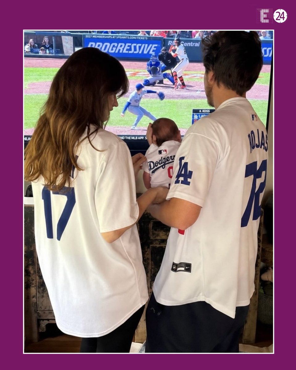 E24bollynews's tweet photo. Barbara Palvin and Dylan Sprouse have shared the first photo of their newborn baby, giving fans an adorable glimpse into their beautiful new chapter as parents.
.
.
.
#BarbaraPalvin #DylanSprouse #NewbornBaby #CelebrityParents #Hollywood #CelebrityCouple #BabyNews #Entertainment #E24
Barbara Palvin, Dylan Sprouse, Barbara Palvin baby, Dylan Sprouse baby, baby first photo, celebrity parents, Hollywood couple, E24