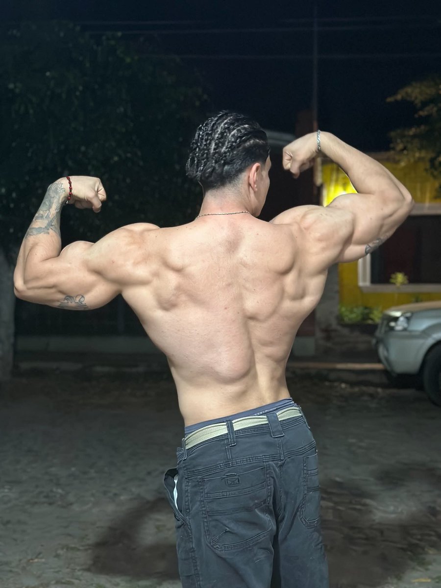 MuscleProjectMx's tweet photo. Mexican Alpha Stud https://t.co/UB2HY68Y8U