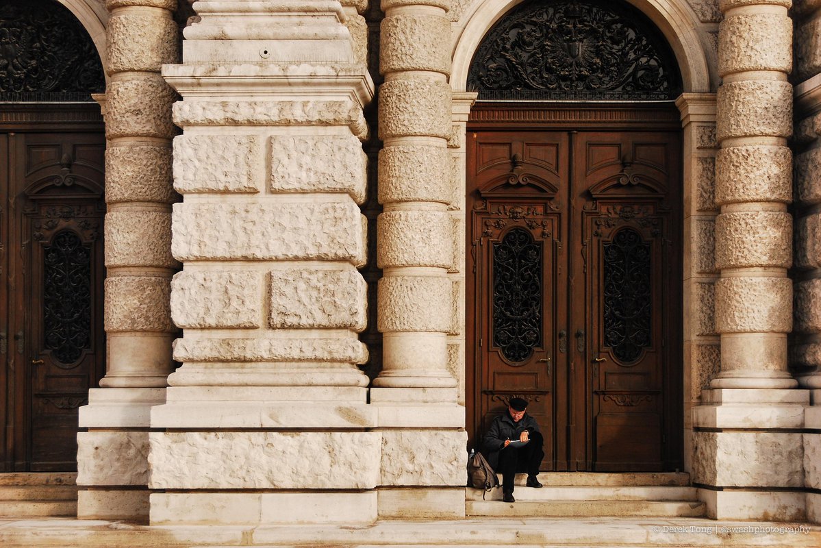 RodAlm313's tweet photo. The artist #Vienna #culturetrip #TravelPhotography #Travel #Photography......... #Travelgram #DiscoverVienna #TravelVienna #BeautifulDestinations #TravelPics #WorldTravelPics #AroundtheWorld #TravelEurope #BestTravelPics #TravelDestination https://t.co/yhB2RkinGx
