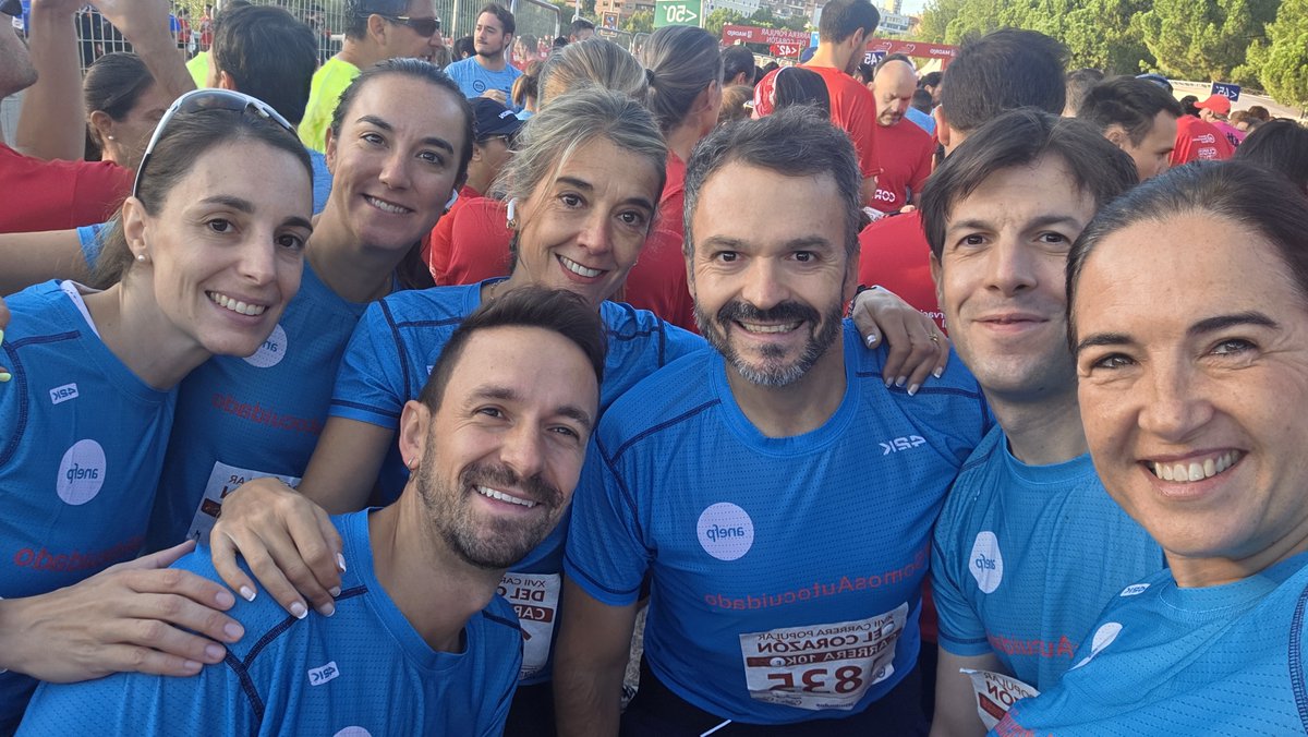 anefp_org's tweet photo. ❤️ Un año más hemos participado en la #CarreraDelCorazón, compartiendo el objetivo de @cuidarcorazon y @secardiologia de promover el deporte y la prevención y concienciar sobre la importancia de incorporar hábitos saludables a nuestro día a día.
El #autocuidado también empieza por el corazón.
Gracias a la organización y a nuestro equipo de #runnersanefp por sumarse, un año más, a esta iniciativa imprescindible.
@Farmaceuticos_, @COFMadrid, @CGEnfermeria, @_SEOM, @HomeoBoiron
#DíaMundialdelCorazón #anefpTeCuida #TeCuidamos