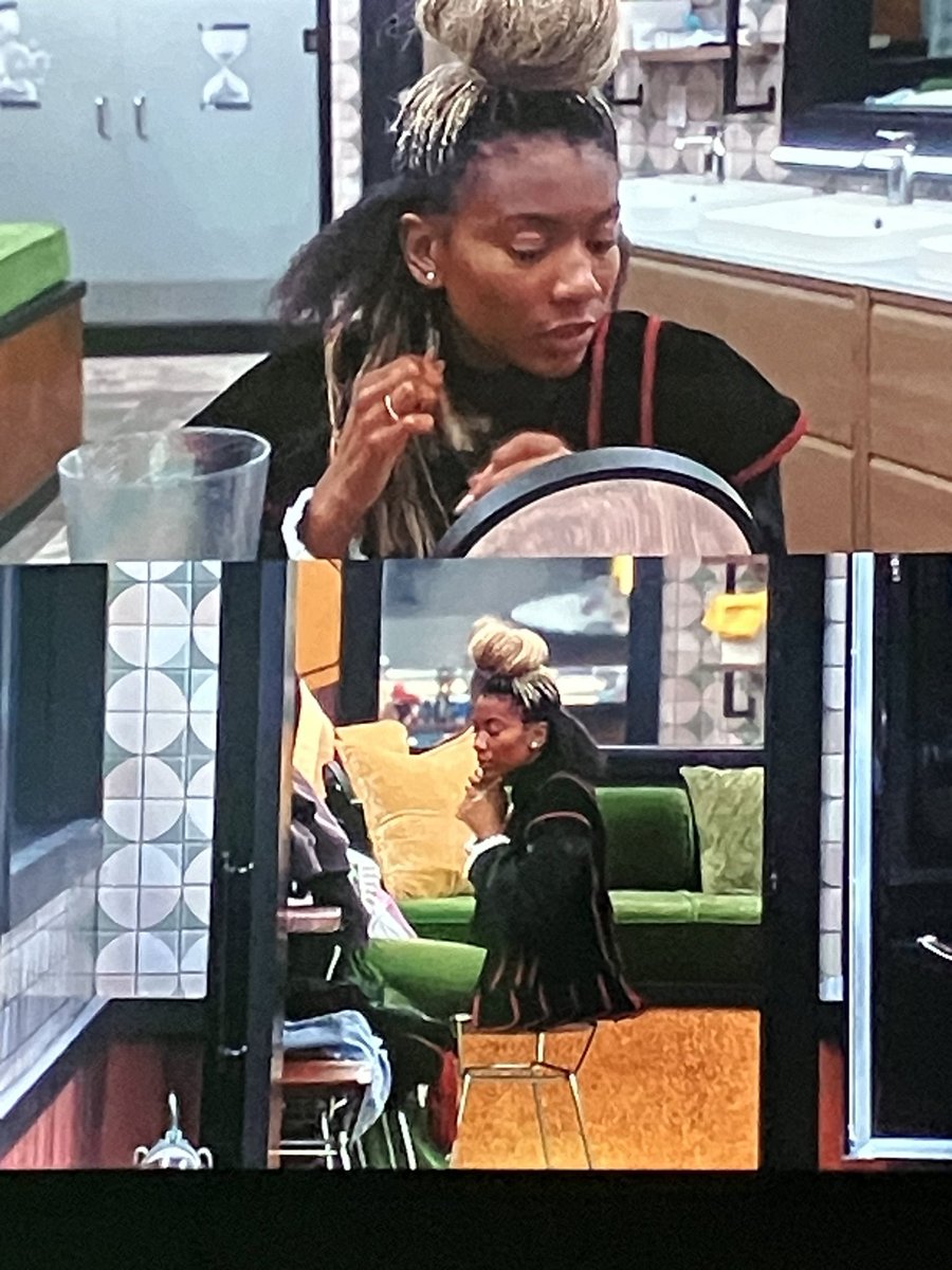 CharlesVaul2si's tweet photo. You know that bathroom smells like grease and ass lmao. Blacks are the only people to steal hair from other brown people and wear it as their own because they hate their head pubes so much. They should worry more about speaking English. Just AX Taylor she’s a school counselor lol https://t.co/osLJYnSFIj