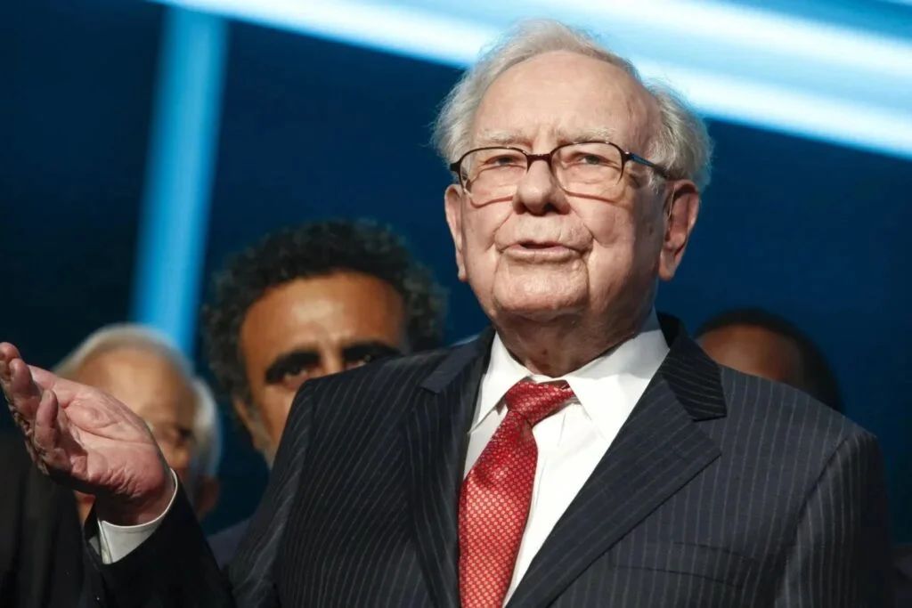 invertiresvivir's tweet photo. "La mejor inversión que puedes hacer es en ti mismo"

- Warren Buffett

Cuando el bueno de Warren habla, toca escuchar. https://t.co/RKuyp9DLCQ