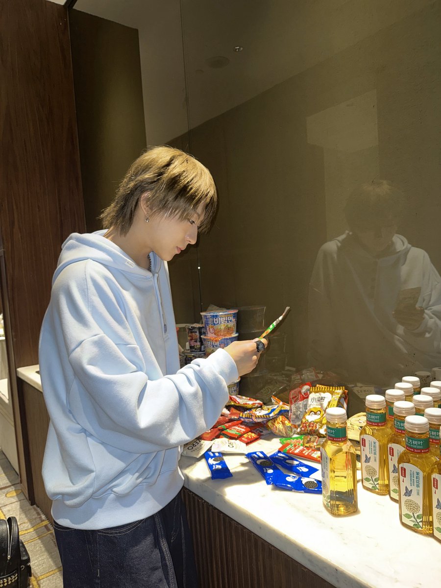 nouera_official's tweet photo. 💭_

[#미라쿠] 상하이🥰🥰🥰

#NouerA #누에라 #ヌエラ
#MIRAKU https://t.co/lFMVd7ZFZT