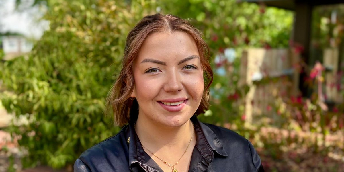 SCoRMembers's tweet photo. From Diagnostic Radiographer to hospice Quality Lead across two sites, Charlotte May took a leap of faith into palliative care—and hasn't looked back.

Read now to find out how the LMS helped Charlotte step outside her comfort zone 👉️ https://t.co/iY0ge4wlxV https://t.co/PRTGEYrkVI