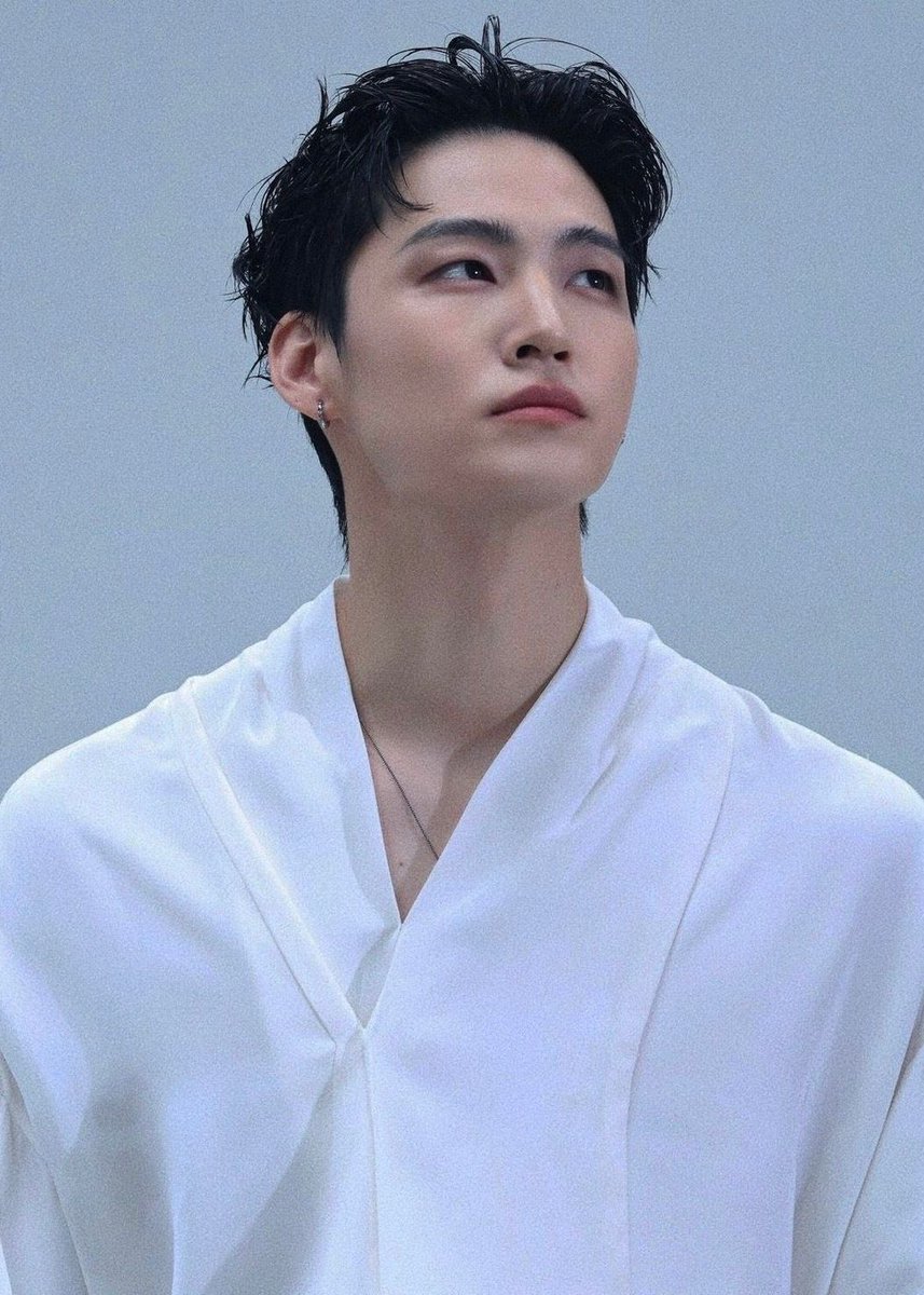 Pop7base's tweet photo. JAY B opened up about experiencing moments where he was physically hurt while working at a major Kpop companyand how those experiences shaped his approach to running his own label.

“There were experiences where I was physically hurt… Now, after establishing a label, I have also gained a big portion of responsibility. I have a lot of good teammates that I need to care for as well. So, now I’m thinking about creating and providing great moments for the teammates as well.”
