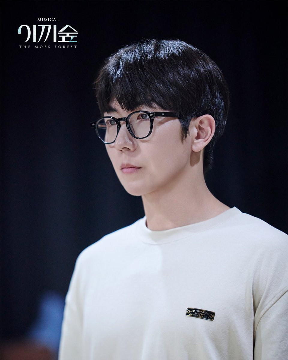 _LIVECONNECTION's tweet photo. #뮤지컬 [#이끼숲] 

이끼숲을 만나기까지 D-2,
연습사진 공개🌿

마르코 | 현석준
소마 | 전혜주
의주 | 정다예
은희 | 윤지우

-
𝟐𝟎𝟐𝟔.𝟏𝟎.𝟎𝟏 - 𝟏𝟐.𝟏𝟑
백암아트홀 https://t.co/BFfuPTXVCx
