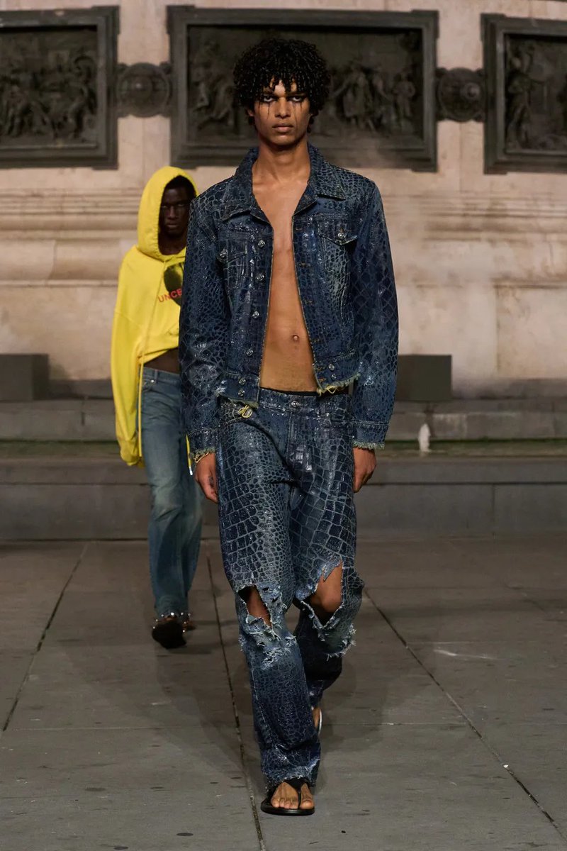 byMadeStudio's tweet photo. 🚨Matières Fécales Spring 2027 rtw Menswear Collection https://t.co/gexirzCUXy